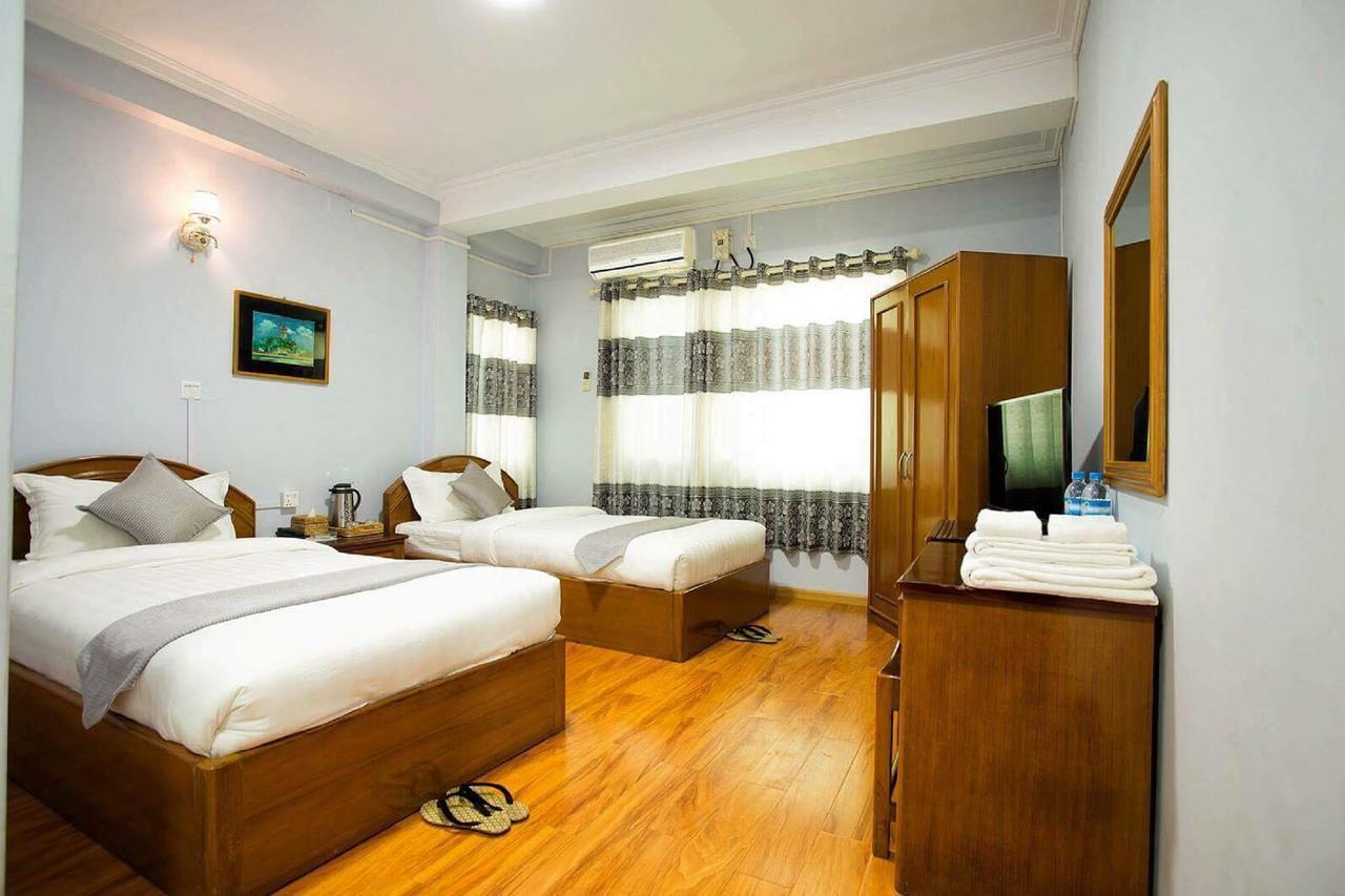 Thiha Bala Hotel П'їн-У-Лін Екстер'єр фото